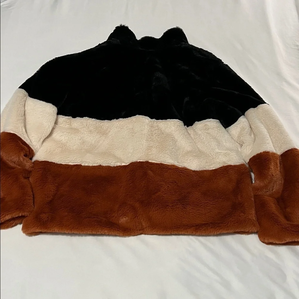 NWT Near & Dear Faux Fur Jacket